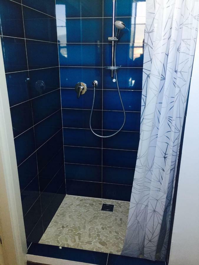 אלבניה Il Leone Bianco Affittacamere מראה חיצוני תמונה